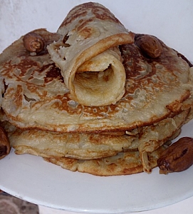 already fried fried pancakes with date palms