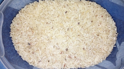 Photo of Raw brown rice Raw brown rice
