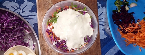 Salad with salad-cream topping
