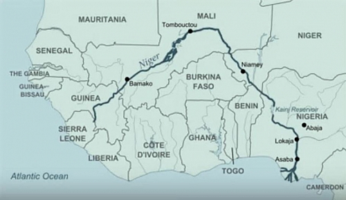 Map showing Niger River and its pattern of flow, linking to other countries