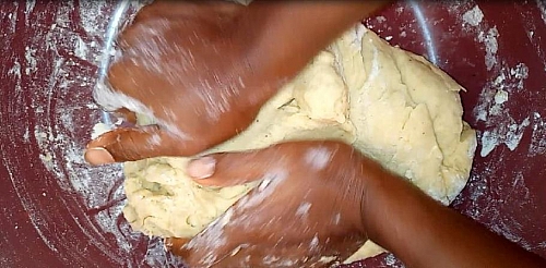 Still on the mixing process of chin chin