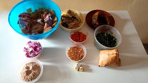 Ingredients for preparing achi soup