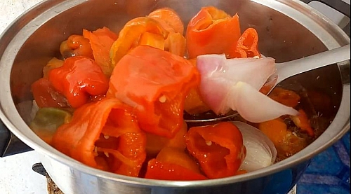 Photo of This is how soft the carrot becomes after it has been boiled for few minutes This is how soft the carrot becomes after it has been boiled for few minutes