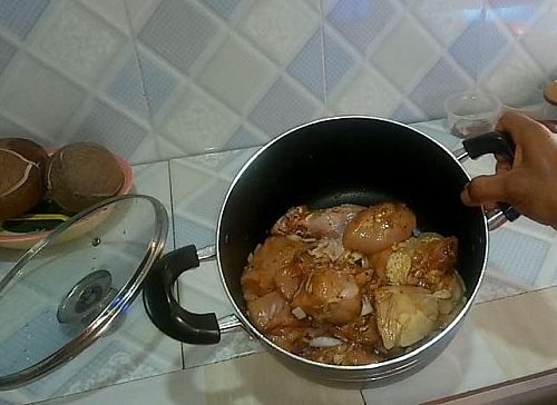 Be sure to season the chicken with enough spices to extract a rich stock