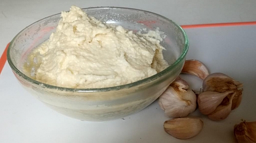 Easy garlic paste