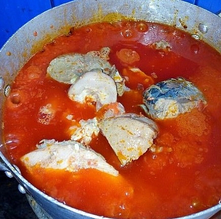 Photo of How To get rid of sour taste in tomato stew 