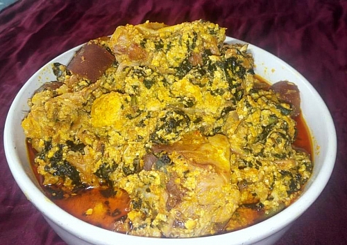 Photo of Egusi Soup Recipe: How to Cook Delicious Egusi Soup (caking method)